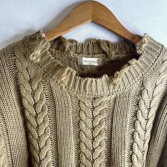 Altar'd State Scoop Neck Cable Knit Fringe Sweater Size Medium - Picture 3 of 9